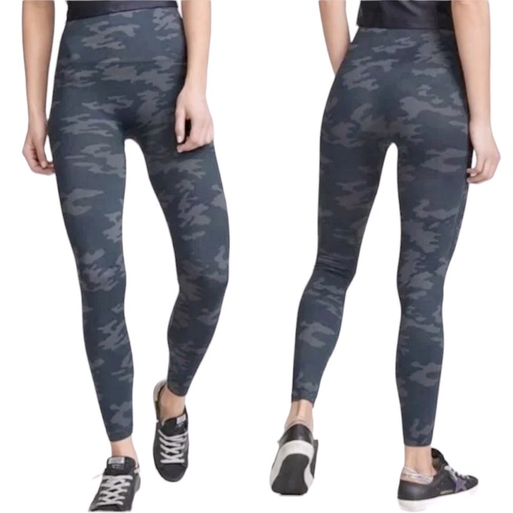 Spanx Seamless Look At Me‎ Now Camo Leggings Size M